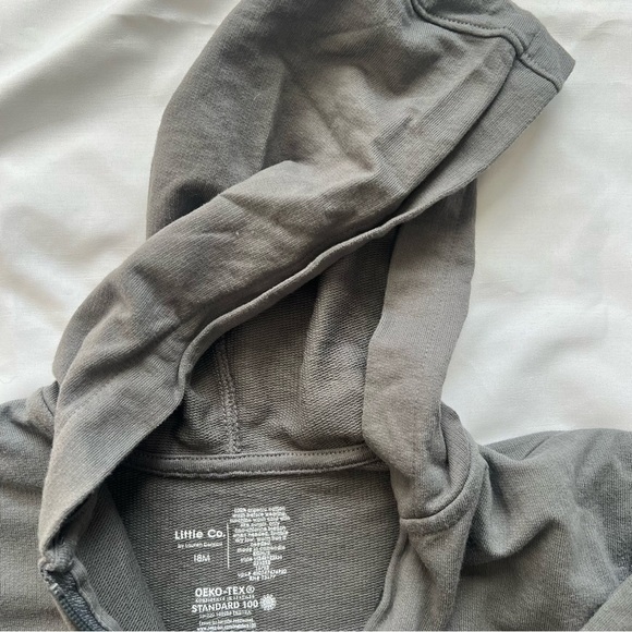 Little Co by Lauren Conrad Gray Kids Zip Up Hoodie Size 18 Months - Picture 7 of 11